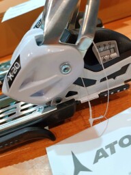 NOVÉ ZJAZDOVÉ SENIORSKÉ RACE VIAZANIE ATOMIC X20 EGA RACE